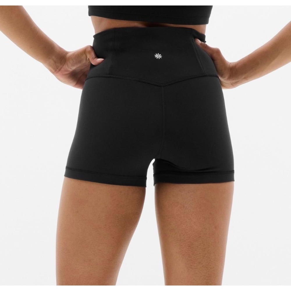 Athleta Elation HR Black Shortie Bike Shorts Large